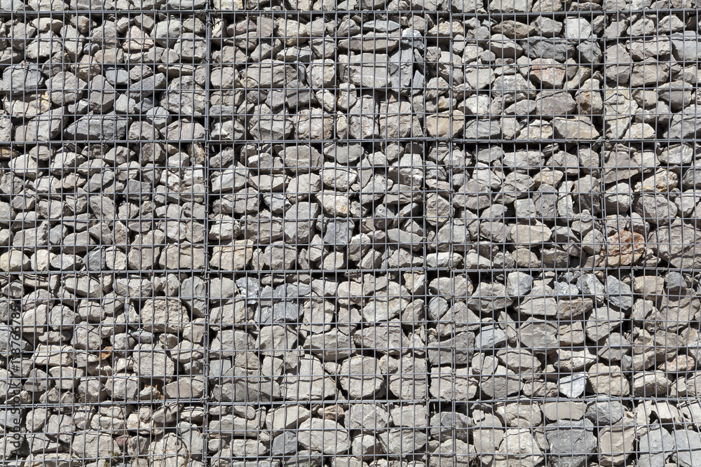 MUR EN GABION AVEC PIERRES MUR EN GABION AVEC PIERRES