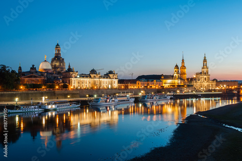Dresden am Abend; Deutschland