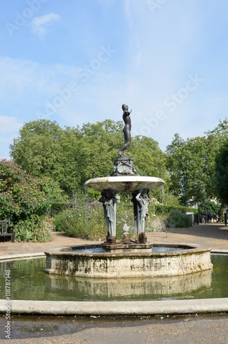 Hyde park Fountain depicting Diana the Huntress