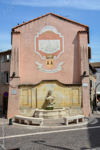 Fresque à Roquebrune sur Argens dans le var photo