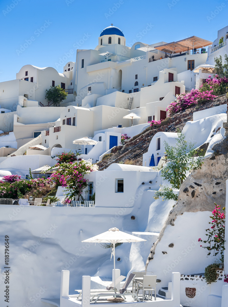 Fototapeta premium Close up of Oia village from the sea - Santorini