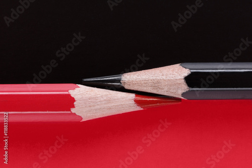 Canvas-taulu Competition, teamwork, partnership concept, black and red pencil on paper