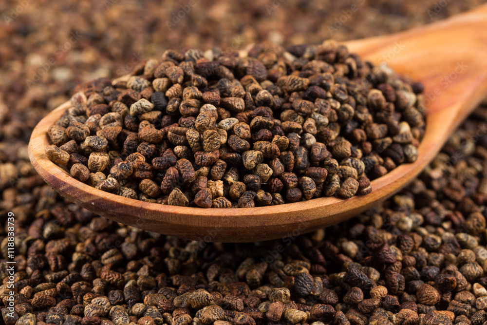 Decorticated cardamom seeds Decorticated cardamom seeds