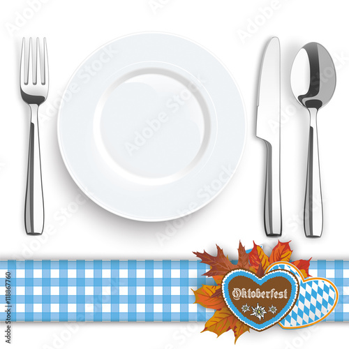 Oktoberfest Essen - Teller mit Besteck und Oktoberfestdeko