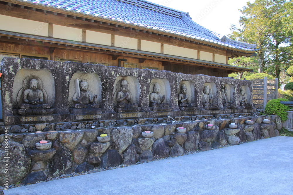 Obraz premium 四国霊場第40番札所 観自在寺 八体仏十二支守り本尊