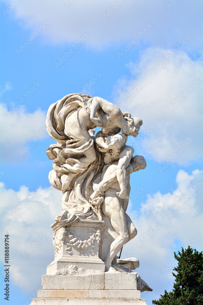 The kiss of the statues on the monument to the memory of Rome, Italy