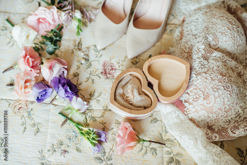 bridal garter with other details