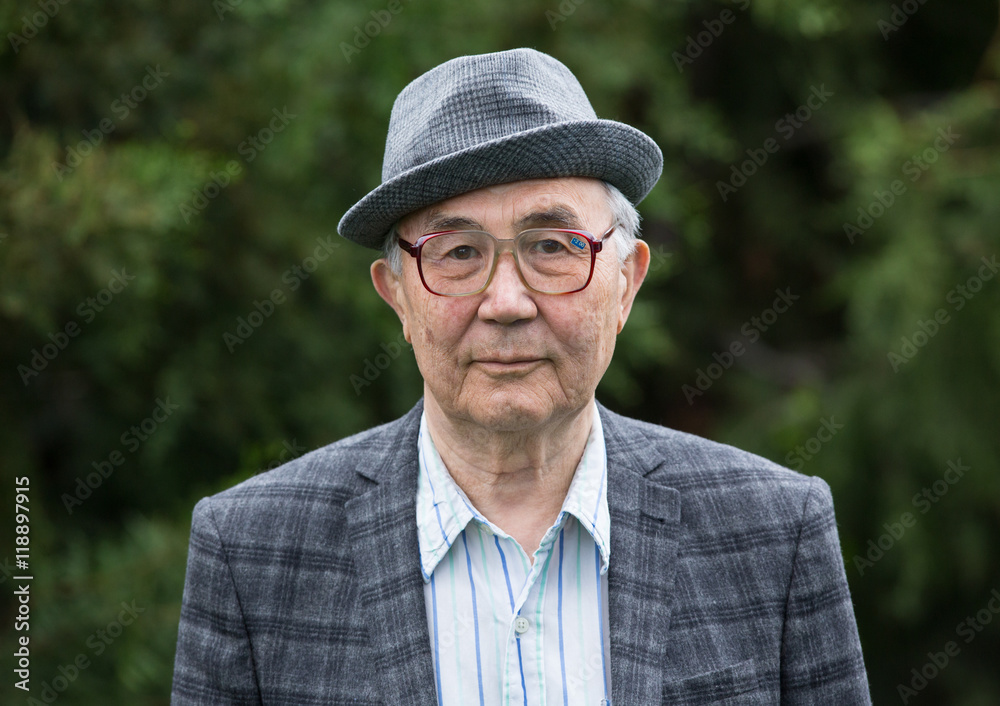 Portrait of an old man