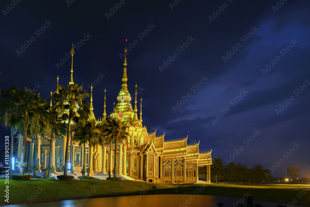 Obraz premium Wat Non Kum Temple in bangkok thailand .