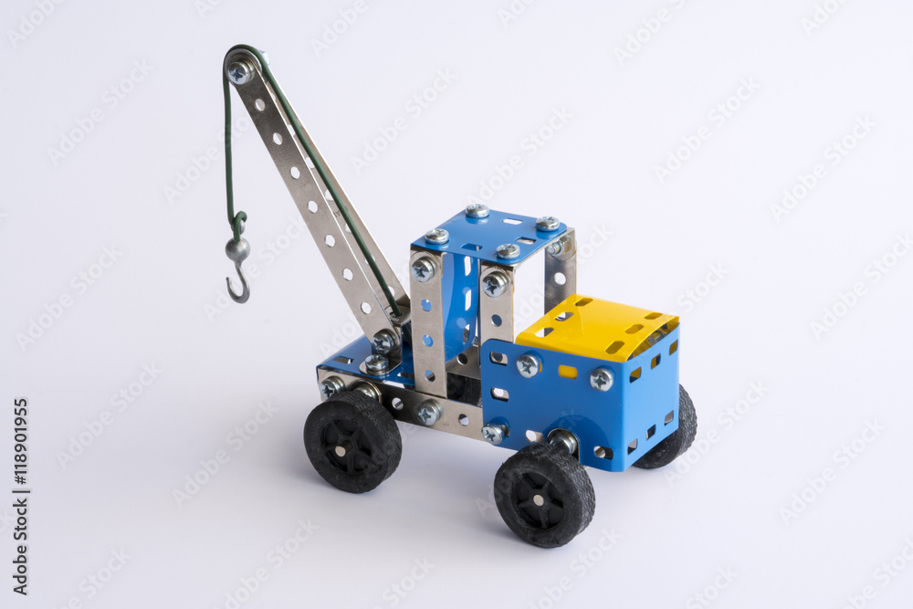Tow truck, toy assembled with metal pieces
