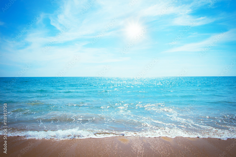 Beautiful beach sea summer sunny background - Leisure summer concept