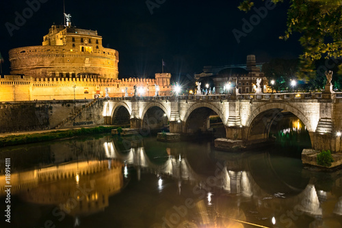 castel sant'angelo to rome in night 