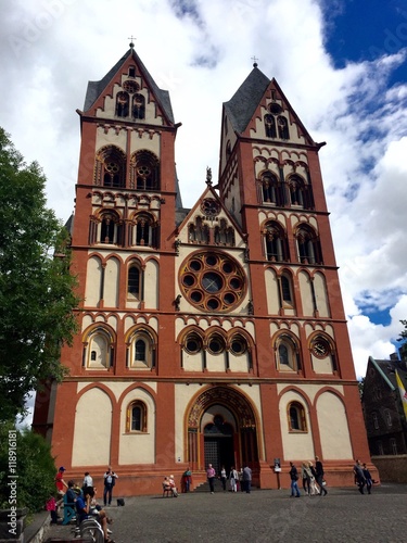 La cattedrale di Limburgo - Limburg an der Lahn, Assia - Germania photo