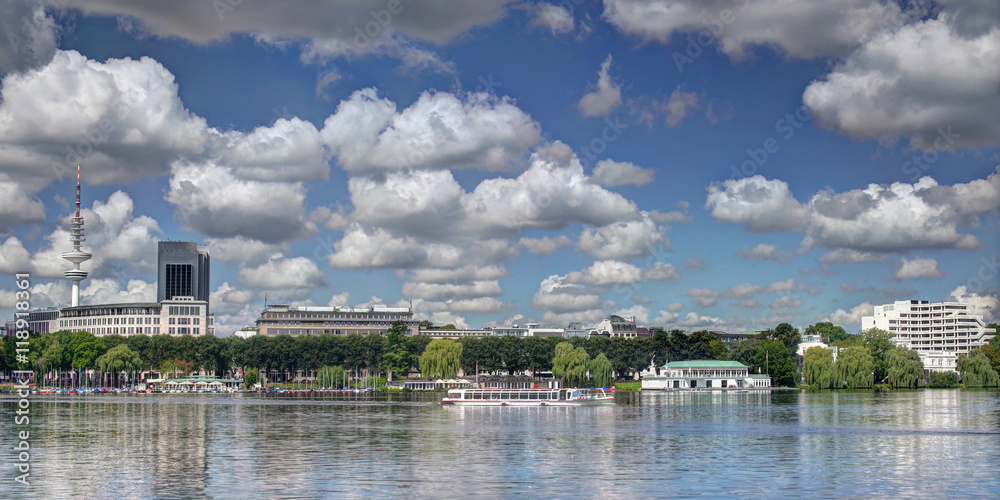 Naklejka premium Hamburg Rotherbaum an der Aussenalster