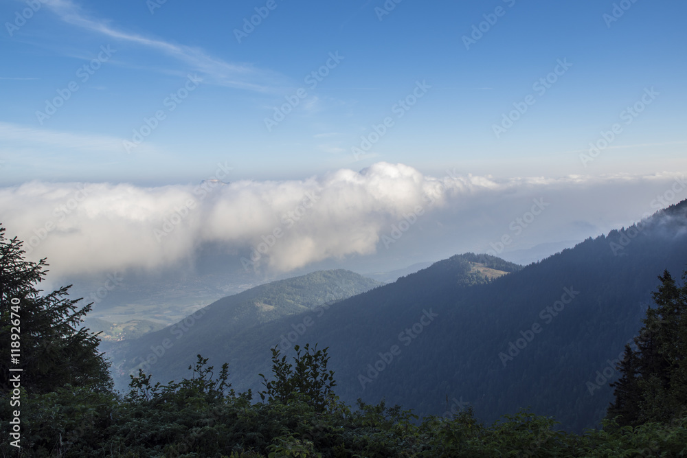 Massif de Belledonne - Lacs du Crozet et du Domènon. Massif de Belledonne - Lacs du Crozet et du Domènon.