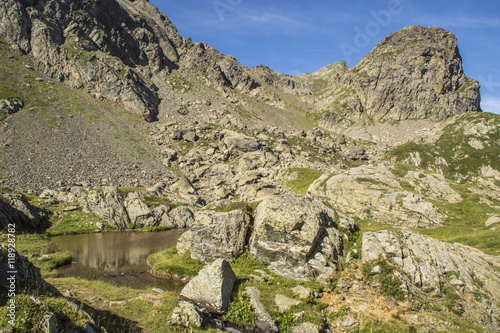 Massif de Belledonne - Lacs du Crozet et du Domènon. photo