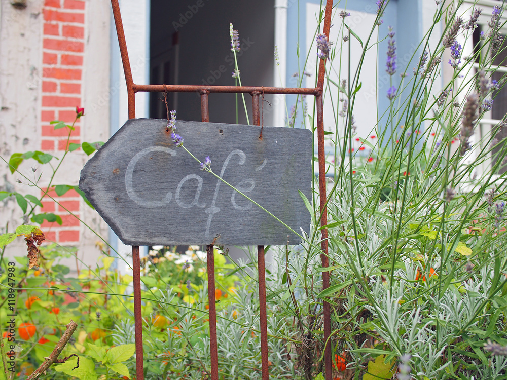 Hinweisschild Gartencafé