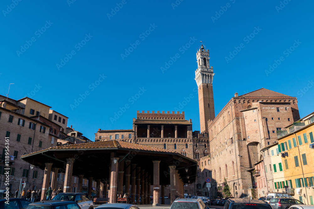 Fototapeta premium In piazza mercato