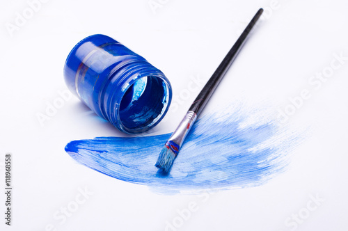 Paint jar with brush