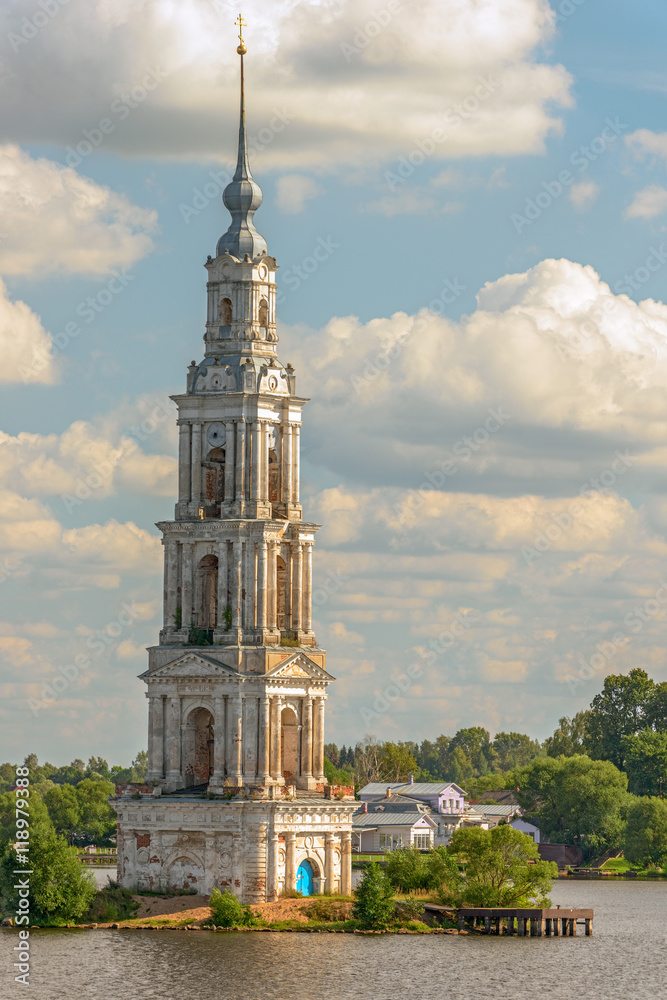 Obraz premium Flooded Belfry