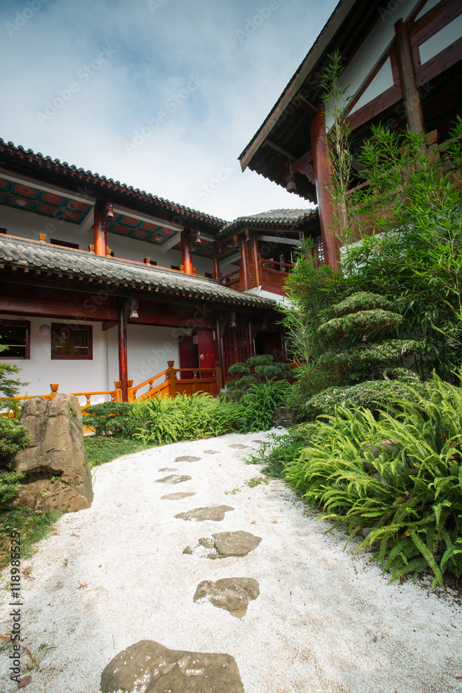 traditional chinese building