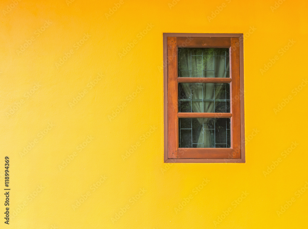 Obraz premium The windows in orange wall