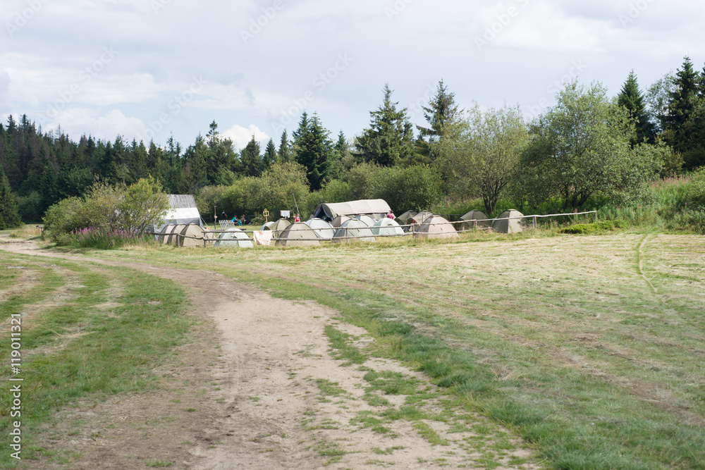 Obraz premium Pole namiotowe