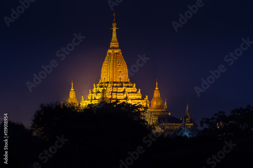 Ananda Pagoda at night