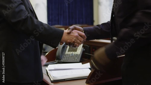 Politicians meeting in city hall - 4K