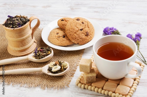 Herbal tea and cookies