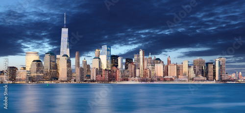 Manhattan skyline, New York City at night