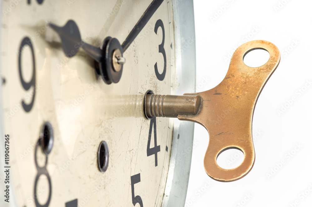 Wind up the clock. Будильник ключ. клок спрингс. wind up clock. to wind the clock.