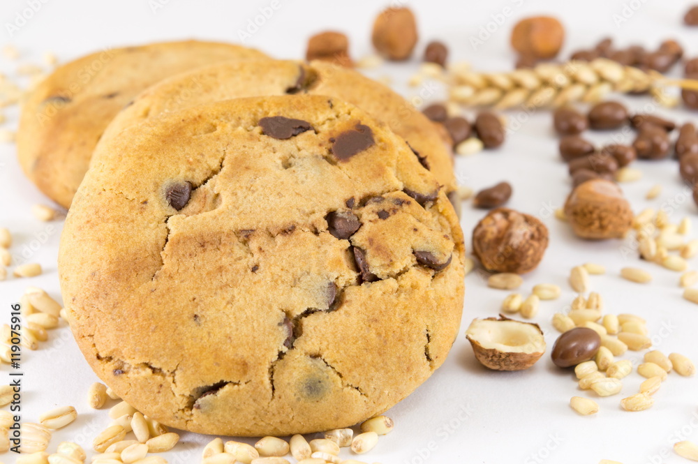 Chocolate chip cookies and hazelnuts