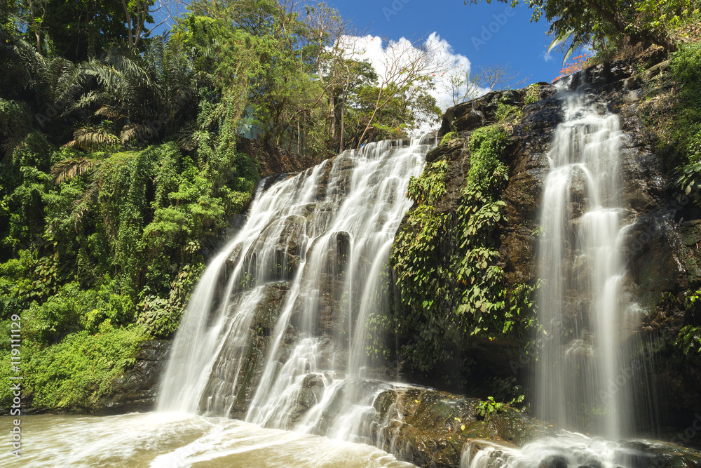 Naklejka premium Waterfall