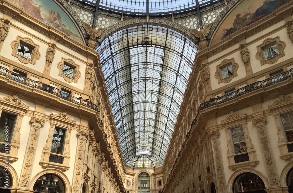 Interno della Galleria Vittorio Emanuele II, Milano, Italia