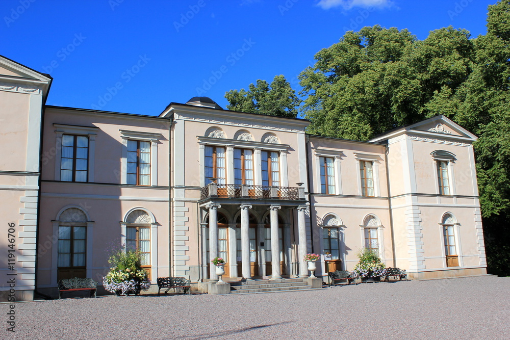 Das berühmte Schloss Rosendal im Stadtteil Djurgarden (Stockholm)