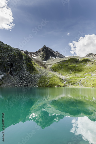 Spiegelung am Bergsee