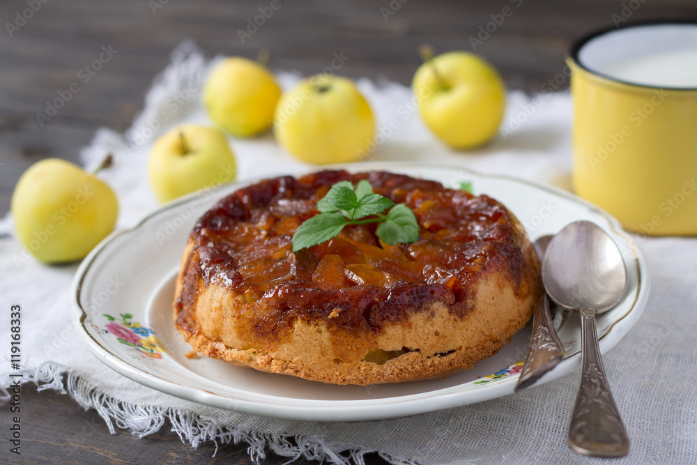 Homemade apple pie with caramel and fresh apples, rustic style, selective focus Homemade apple pie with caramel and fresh apples, rustic style, selective focus