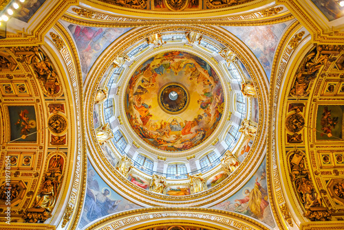 magnificent interior of St. Isaac s Cathedral in St. Petersburg