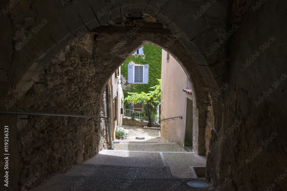 Small street of Saint-Saturnin-les-Apt, France