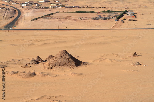 Die Pyramiden von Jebel Barkal im Sudan  photo