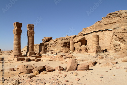 Die Tempel Ruinen am Jebel Barkal photo