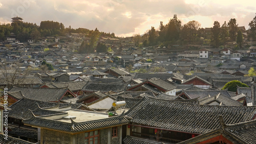 Tableau sur toile Cityscape of Lijiang old town, Local Historical Architecture, UNESCO world herit