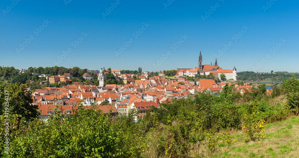 Meißen mit Blick auf die Stadt und den Burgberg mit Dom und Albrechtsburg