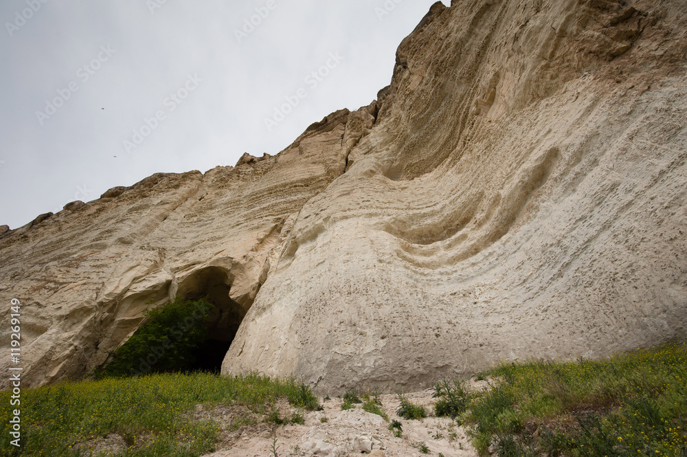 Central cave of Ak-Kaya (White Rock), Central Crimea