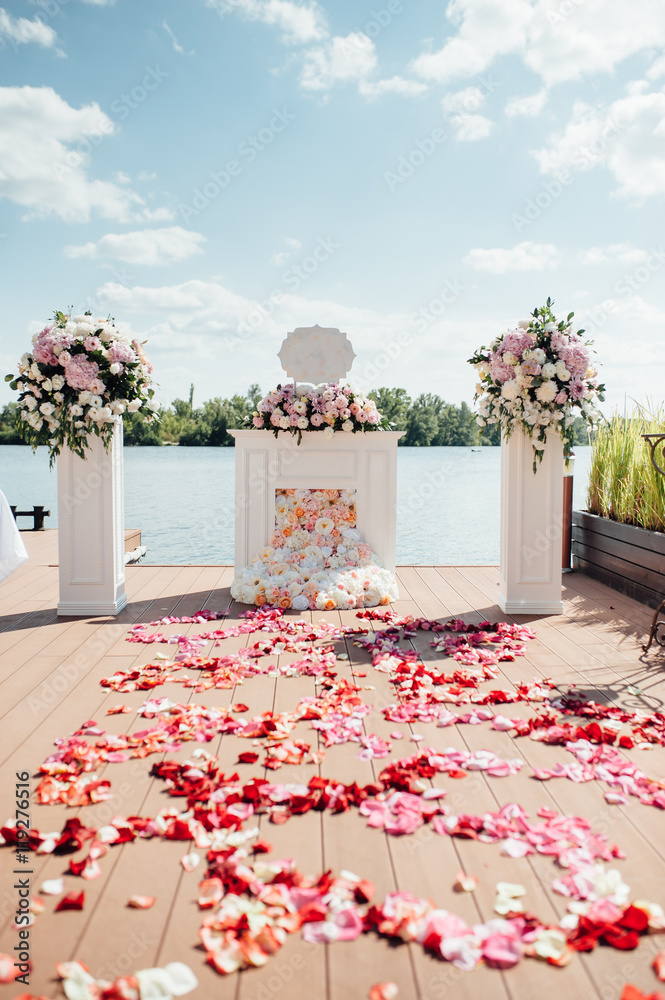 details of beautiful wedding ceremony in the park