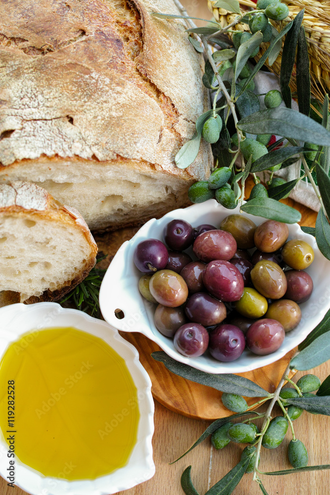 Traditional italian appetizer - fresh homemade bread, extra virg