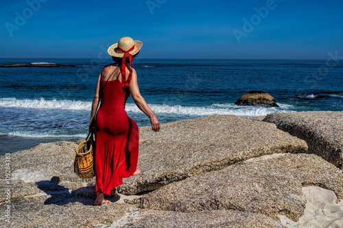 Kapstadt, Frau am Atlantik photo