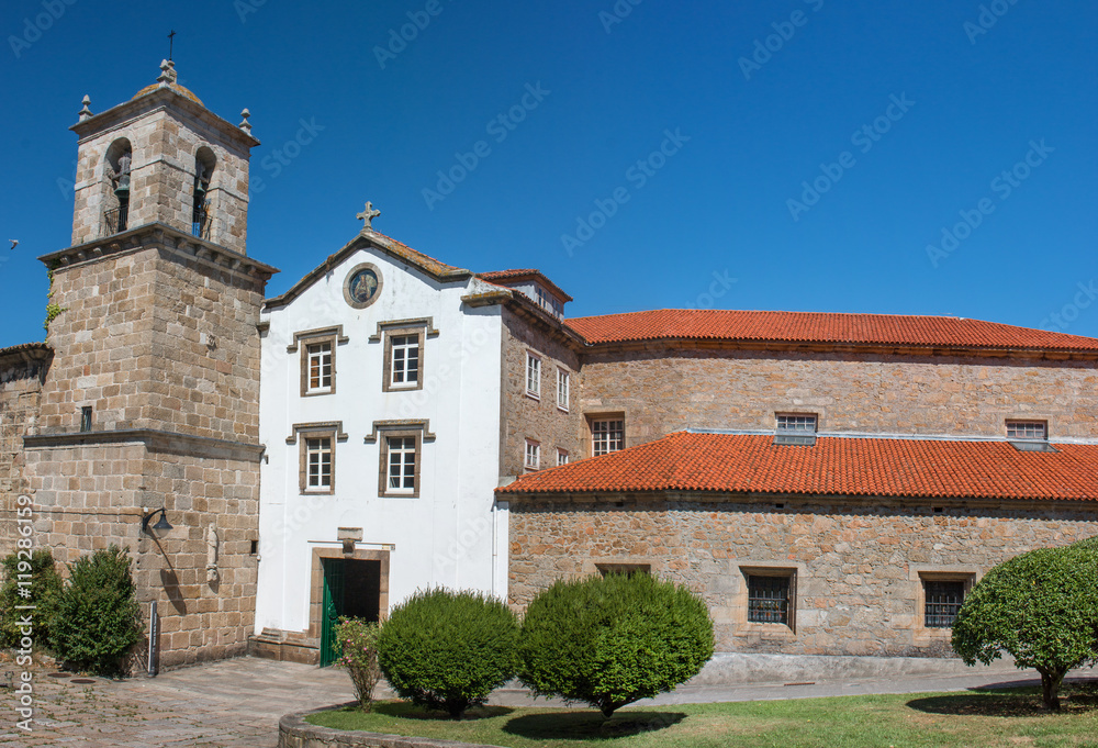 Iglesia Orden Tercera de San Francisco Museo Histórico Militar da Coruña