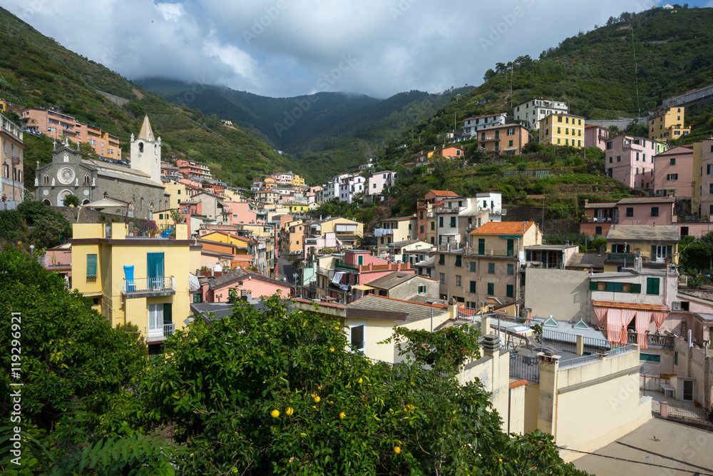 village italien entre montagne et mer, Riomaggiore